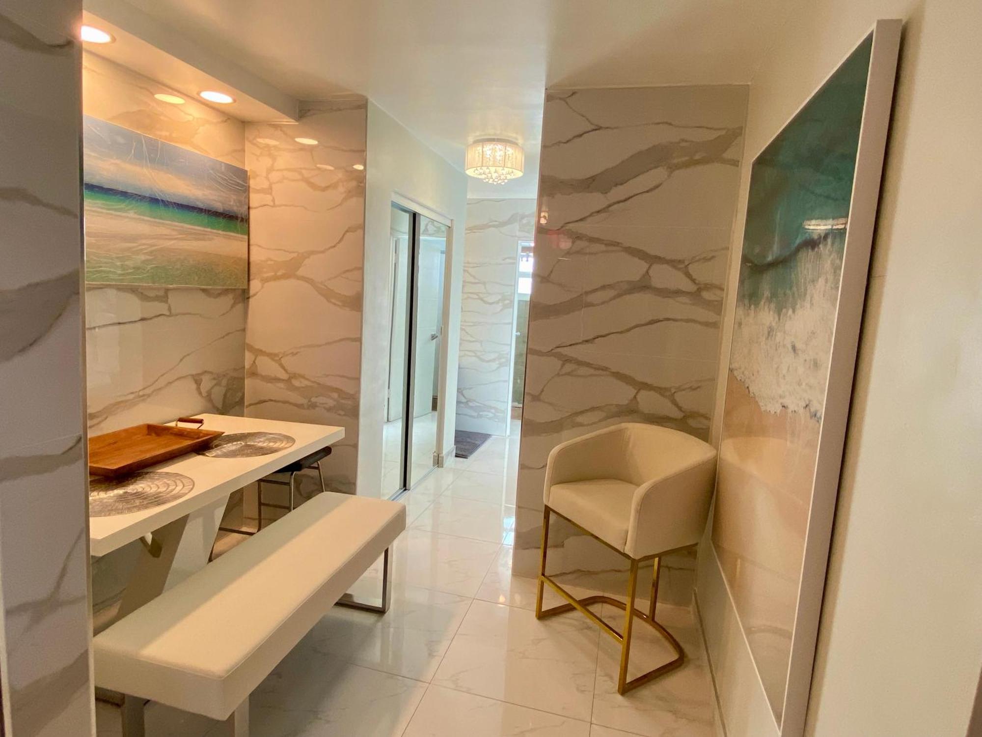 Luxurious Remodeled Direct Waterfront Apartment With Miami Skyline View And Outdoor Terrace Free Parking 5Min Drive To Miami Beach Luaran gambar